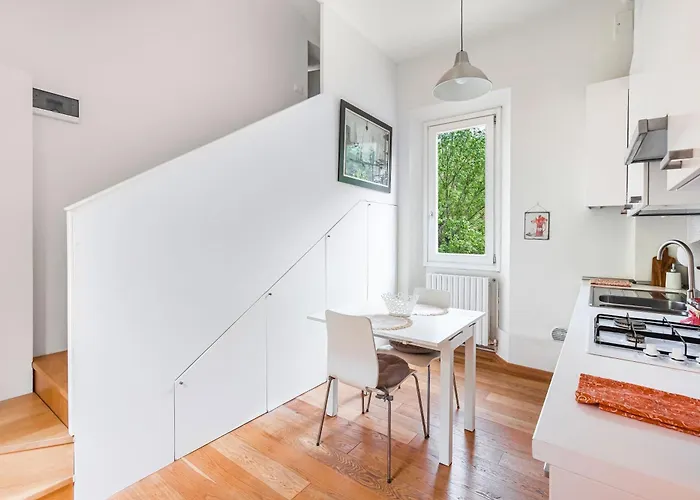 Urnest Colli Apartamento